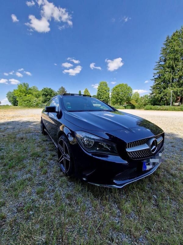Blau Gebraucht 2016 Mercedes CLA220 Shooting Brake Kombi | 14.900 € (Etwas zu teuer) - Bild 1/4