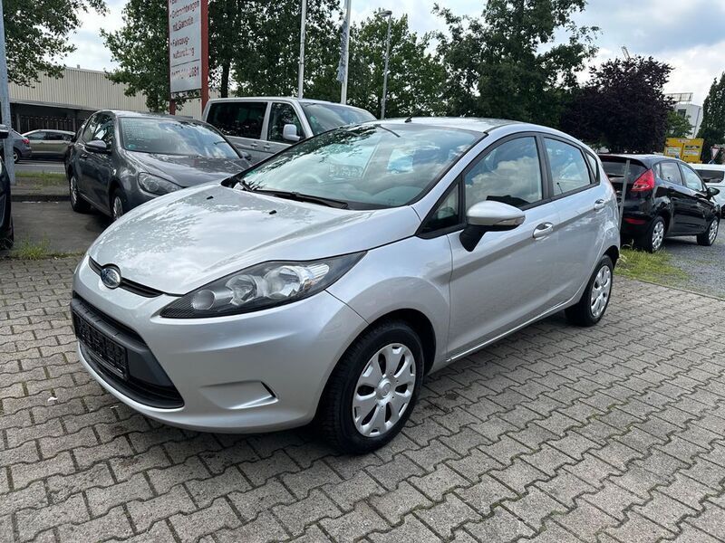 Silber Gebraucht 2009 Ford Fiesta Trend Kleinwagen | 4.000 € (Fairer Preis) - Bild 1/4