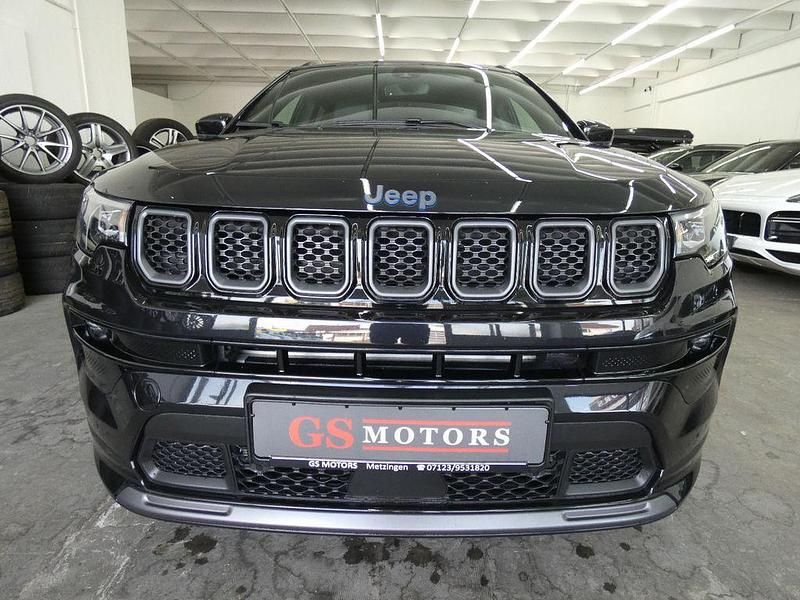 Gebraucht Jeep Compass 241 PS (177 kW) 2021 Schwarz SUV