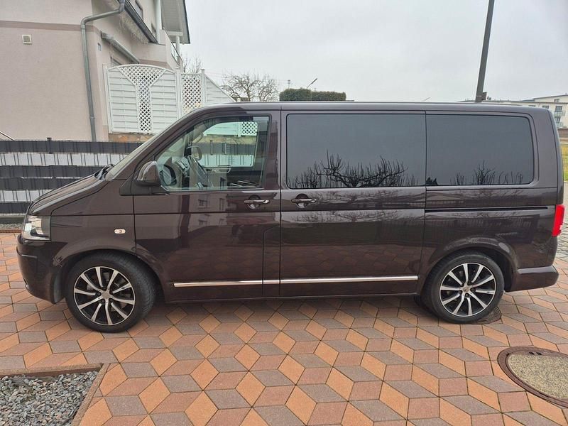 Gebraucht VW Multivan 179 PS (131 kW) 2010 Braun Van