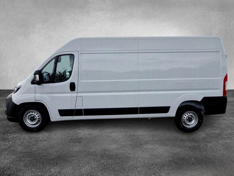 Neu Opel Movano 140 PS (102 kW) 2025 Weiß Van