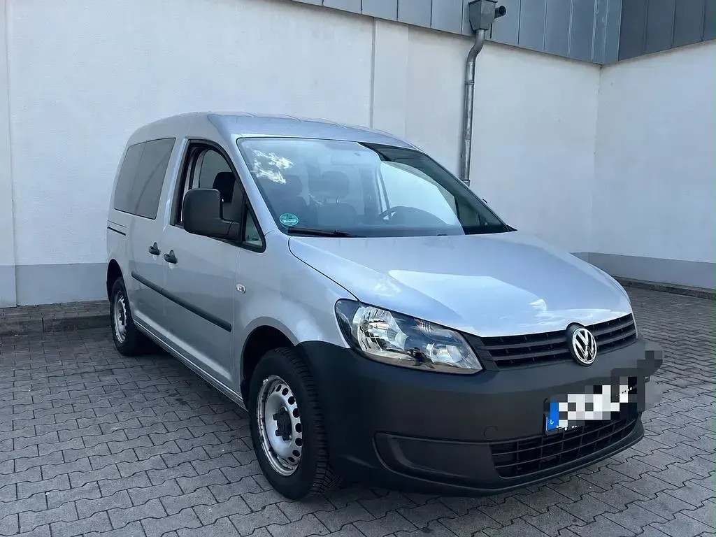 Gebraucht VW Caddy 86 PS (63 kW) 2013 Silber Van / Kleinbus