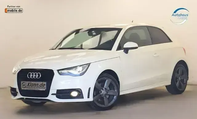 Second-hand Audi A1 S-Line 185 CP (136 kW) 2011 Alb Hatchback
