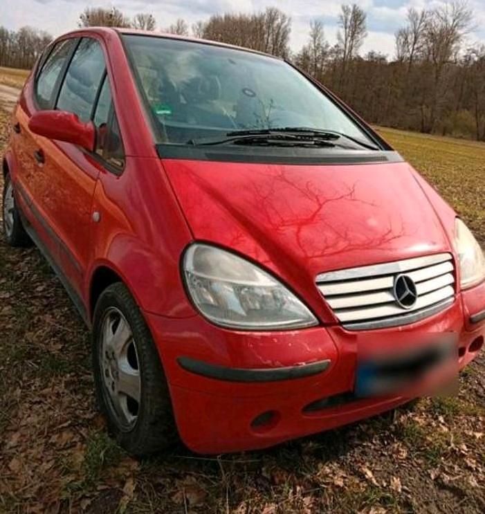 Gebraucht Mercedes A160 102 PS (75 kW) 1999 Rot Kleinwagen