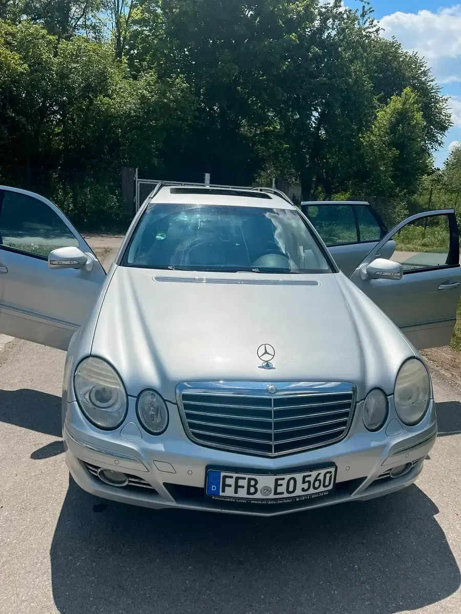 Gebraucht Mercedes E280 190 PS (139 kW) 2006 Silber Kombi