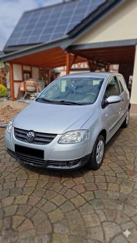 Second-hand VW Fox 55 CP (40 kW) 2007 Argintiu Hatchback