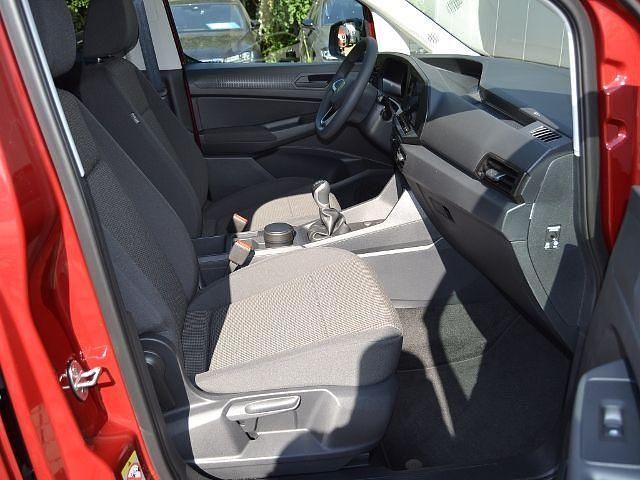 Gebraucht VW Caddy Basis 102 PS (75 kW) 2024 Rot Van / Kleinbus