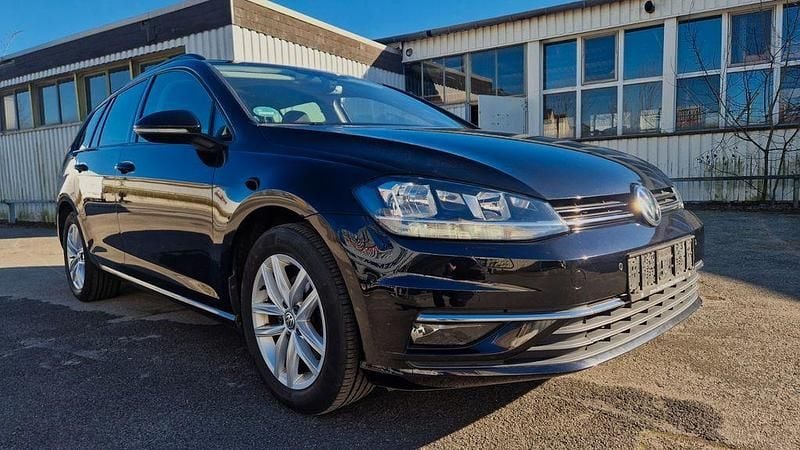 Gebraucht VW Golf VII Highline 150 PS (110 kW) 2017 Schwarz Kombi