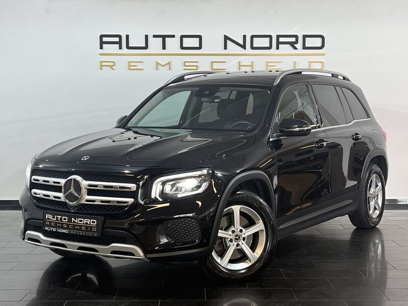 Nachtschwarz unilack Gebraucht 2022 Mercedes GLB200 SUV | 29.990 € (Fairer Preis) - Bild 1/4