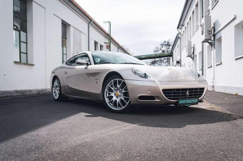 Second-hand Ferrari 612 540 CP (397 kW) 2010 Gri Coupe