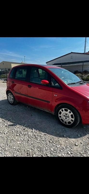 Gebraucht Fiat Idea 95 PS (69 kW) 2005 Rot Van / Kleinbus