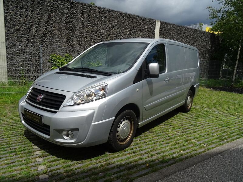 Silber Gebraucht 2016 Fiat Scudo Van / Kleinbus | 9.000 € (Etwas zu teuer) - Bild 1/4