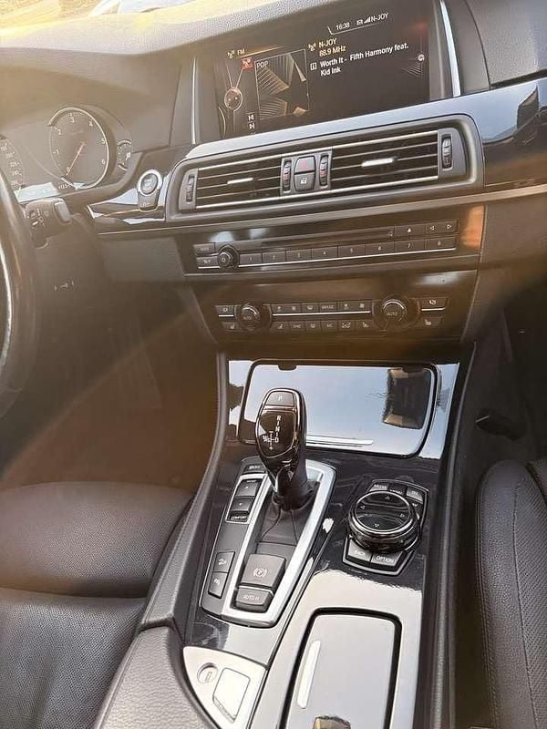 Gebraucht BMW 530 258 PS (189 kW) 2016 Schwarz Kombi