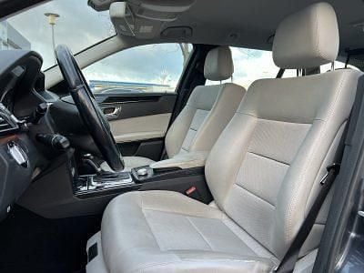 Gebraucht Mercedes E250 204 PS (150 kW) 2010 Grau Kombi