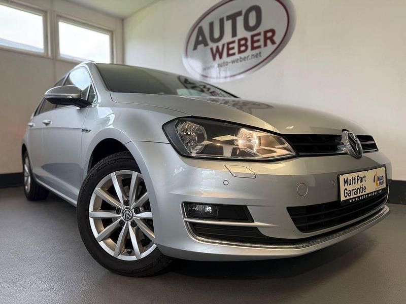 Reflexsilber metallic Gebraucht 2015 VW Golf VII LOUNGE Kombi | 11.690 € (Teuer) - Bild 1/4