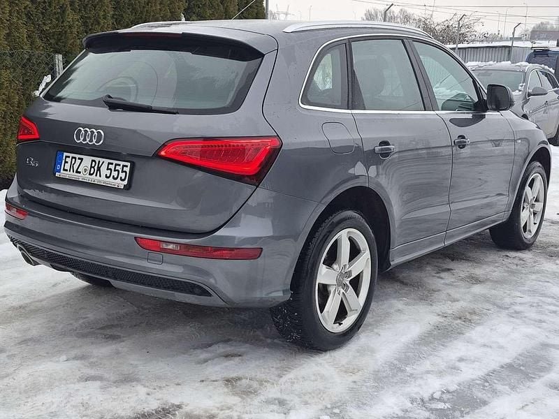 Gebraucht Audi Q5 S-Line 177 PS (130 kW) 2012 Grau SUV