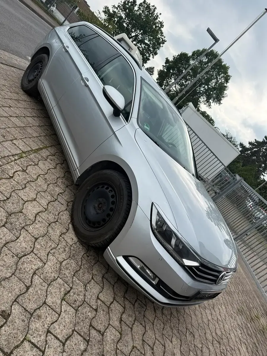 Gebraucht VW Passat 150 PS (110 kW) 2017 Grau Kombi