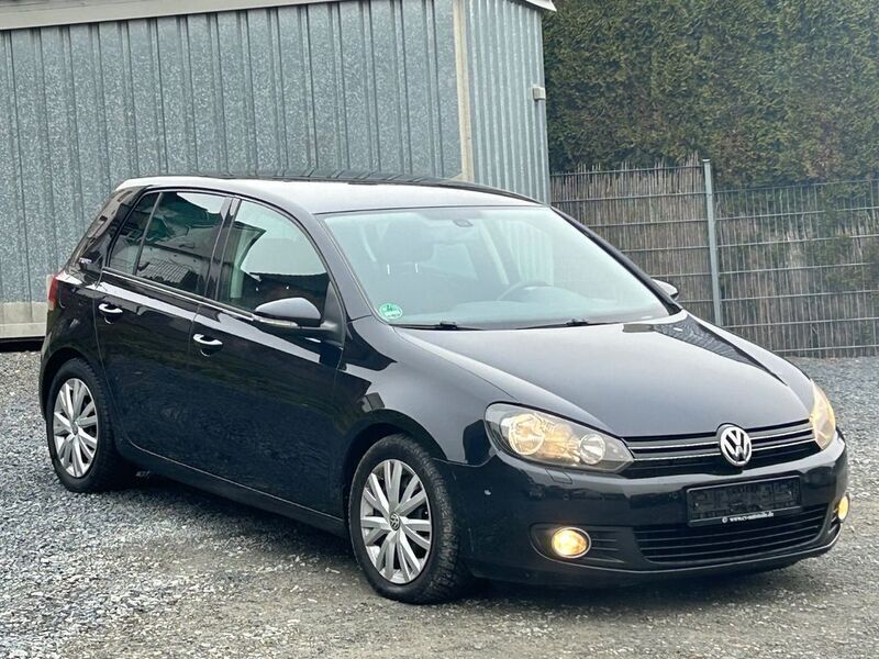 Schwarz Gebraucht 2010 VW Golf VI Team Limousine | 2.999 € (Superpreis) - Bild 1/4