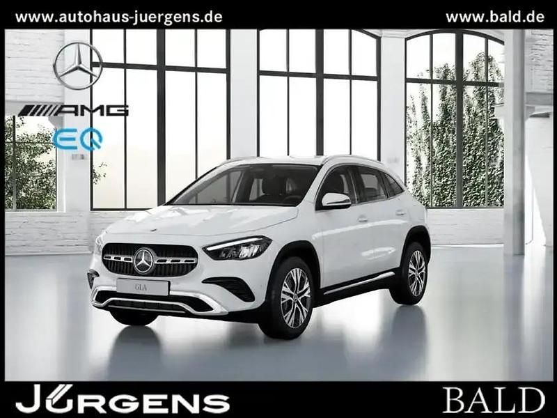 Gebraucht Mercedes GLA200 Progressive 150 PS (110 kW) 2024 Weiß polarweiß SUV