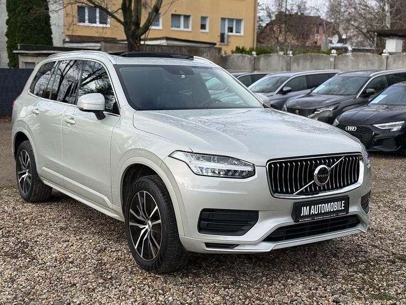 Birch light / metallic Gebraucht 2021 Volvo XC90 Pro SUV | 37.890 € (Guter Preis) - Bild 1/4
