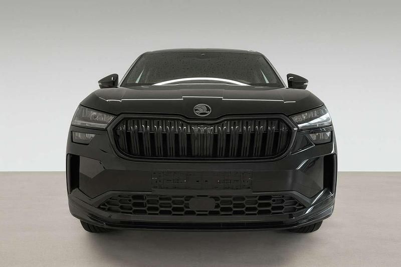 Schwarz Neu 2025 Skoda Kodiaq SportLine SUV | 51.477 € (Fairer Preis) - Bild 1/4