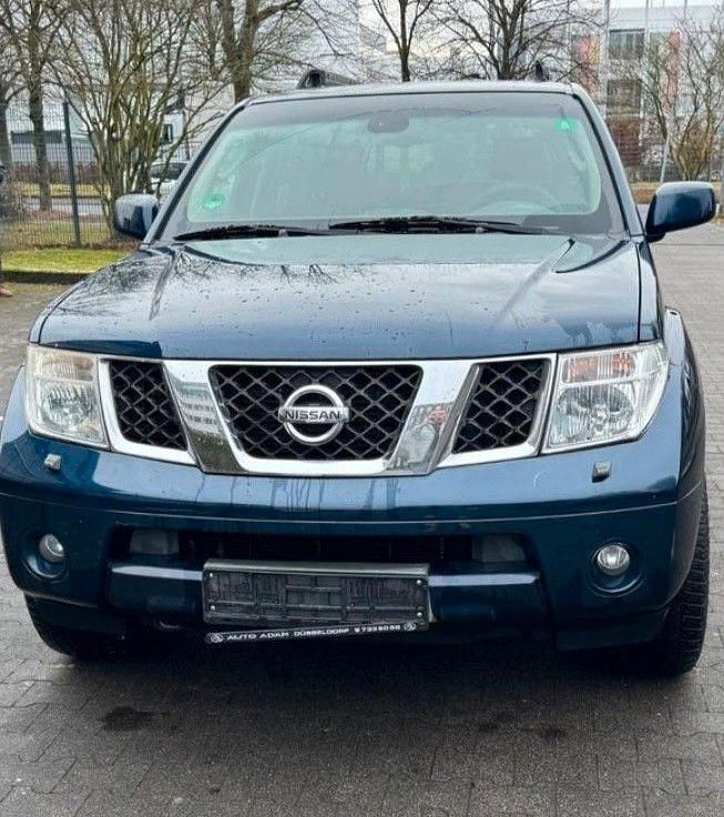 Blau Gebraucht 2007 Nissan Pathfinder SUV | 4.500 € - Bild 1/4