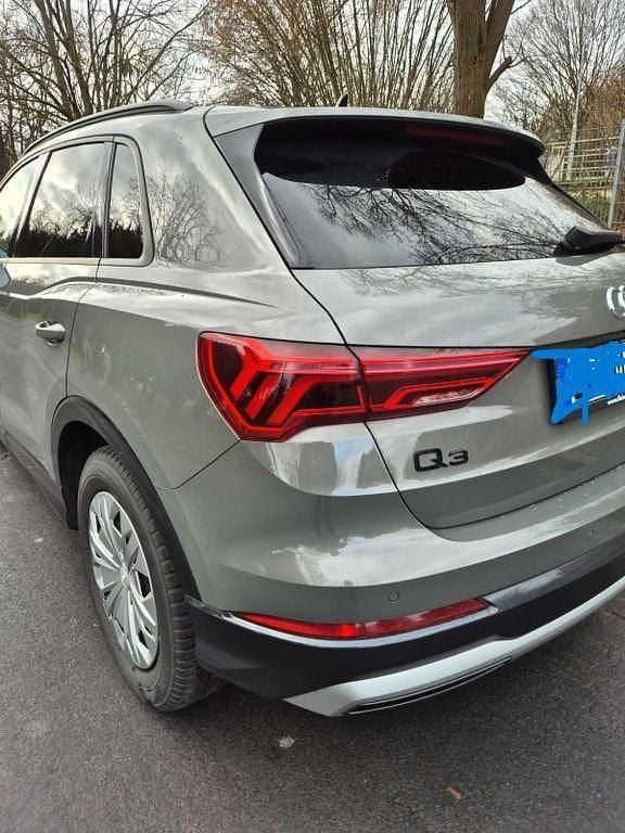 Gebraucht Audi Q3 Advanced 150 PS (110 kW) 2021 Grau SUV