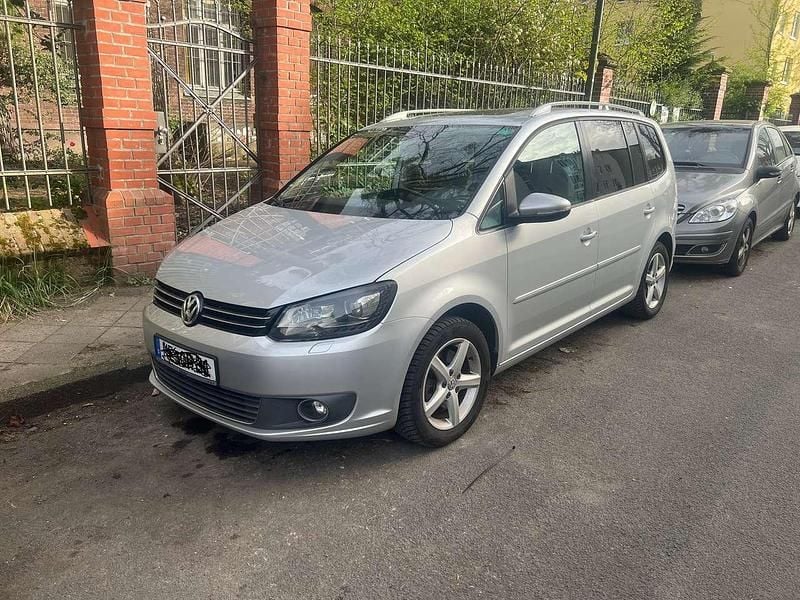 Gebraucht VW Touran Highline 170 PS (125 kW) 2010 Silber Van / Kleinbus