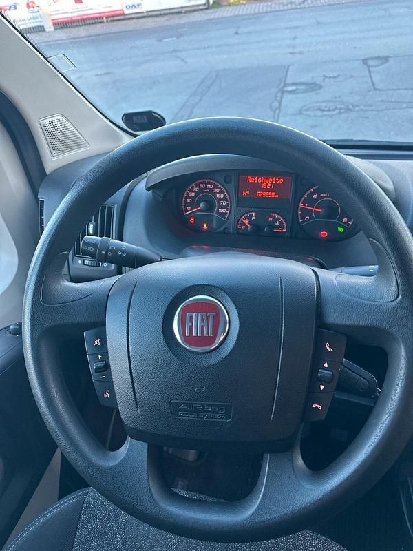 Gebraucht Fiat Ducato 177 PS (130 kW) 2017 Grau Van