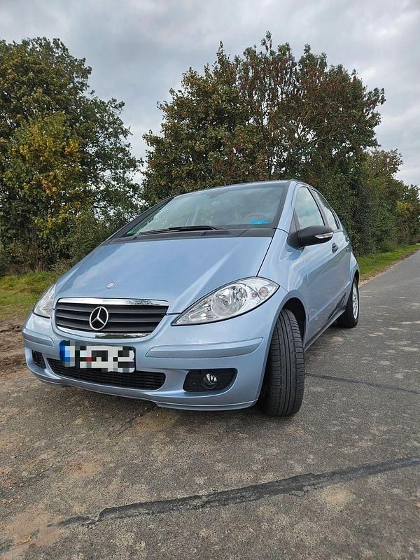 Blau Gebraucht 2008 Mercedes A150 Kleinwagen | 4.199 € (Fairer Preis) - Bild 1/4