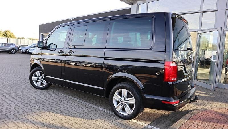 Gebraucht VW Multivan Comfortline 150 PS (110 kW) 2019 Schwarz Van