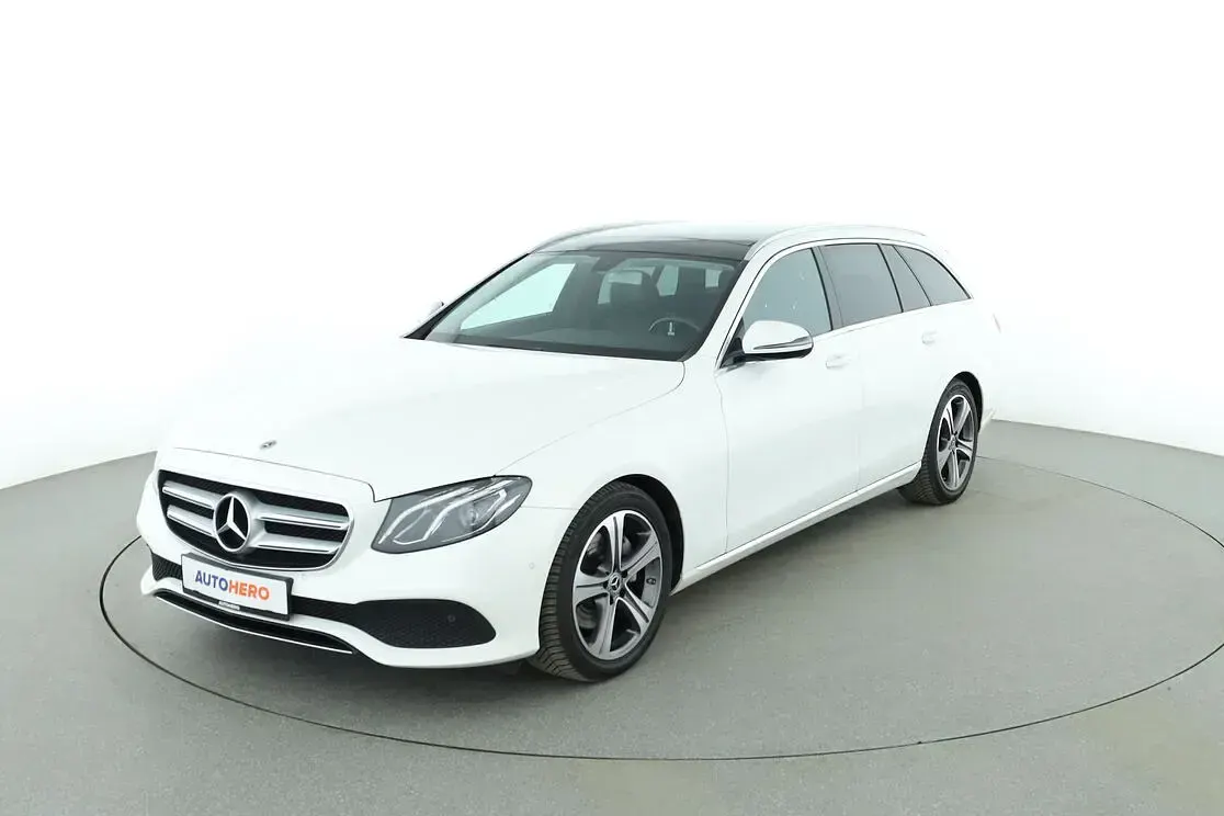 Gebraucht Mercedes E220 Avantgarde 194 PS (142 kW) 2018 Kombi