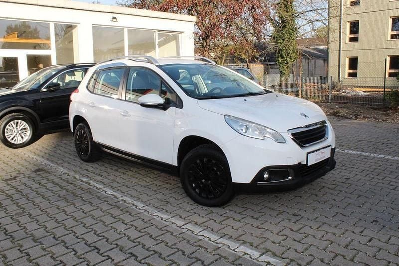 Gebraucht Peugeot 2008 Active 82 PS (60 kW) 2015 Weiß SUV