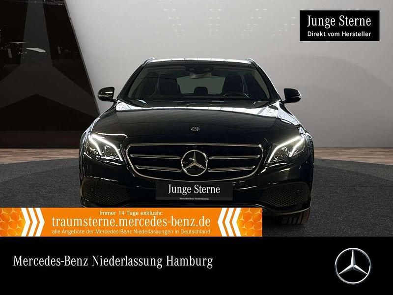 Schwarz Gebraucht 2020 Mercedes E300 Avantgarde Limousine | 32.490 € (Fairer Preis) - Bild 1/3