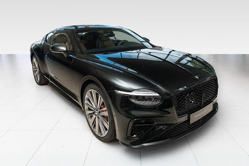 Neu Bentley Continental 782 PS (575 kW) 2025 Grün