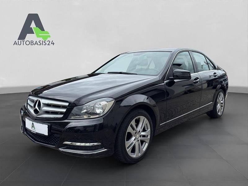Schwarz Gebraucht 2013 Mercedes C220 Avantgarde Limousine | 15.900 € (Teuer) - Bild 1/4