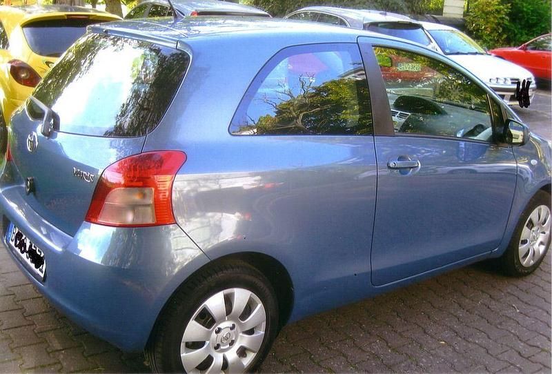 Gebraucht Toyota Yaris Sol 69 PS (50 kW) 2006 Grau Limousine