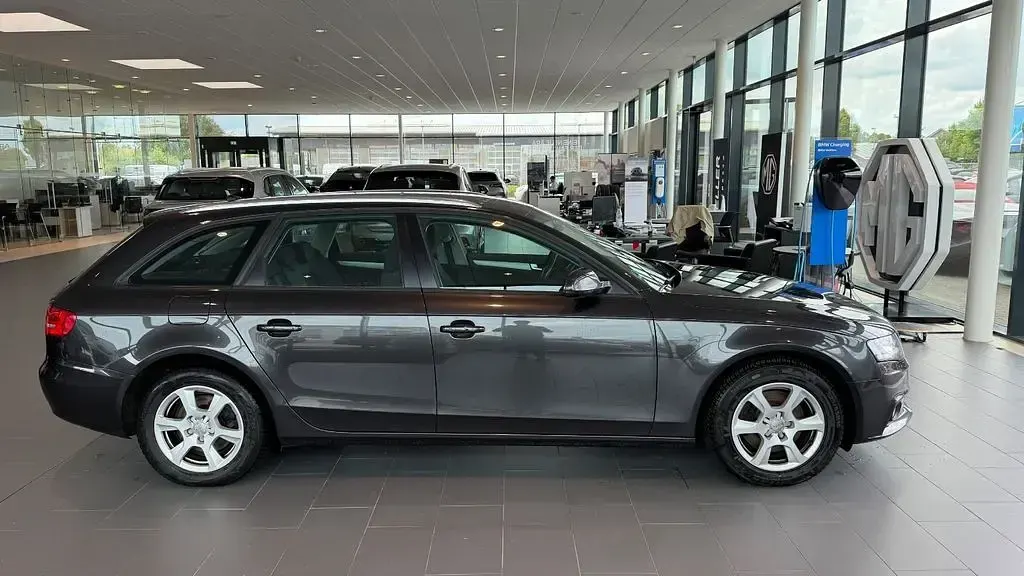 Gebraucht Audi A4 Ambition 143 PS (105 kW) 2009 Schwarz Kombi