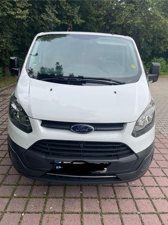 Weiß Gebraucht 2017 Ford Transit Custom Trend Van / Kleinbus | 12.600 € - Bild 1/4