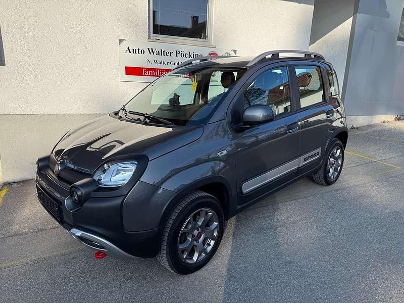 Colore esterno (colosseo grau) Gebraucht 2020 Fiat Panda Cross Cross Kleinwagen | 14.890 € (Fairer Preis) - Bild 1/4