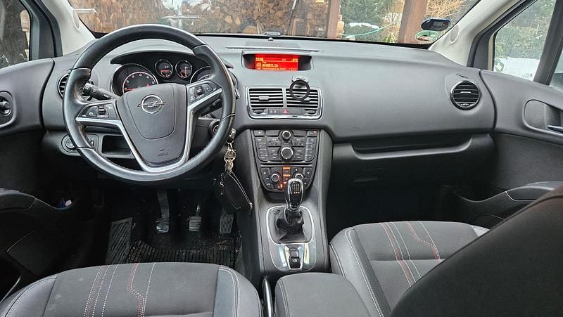 Silber Gebraucht 2012 Opel Meriva Van / Kleinbus | 4.100 € (Superpreis) - Bild 1/4