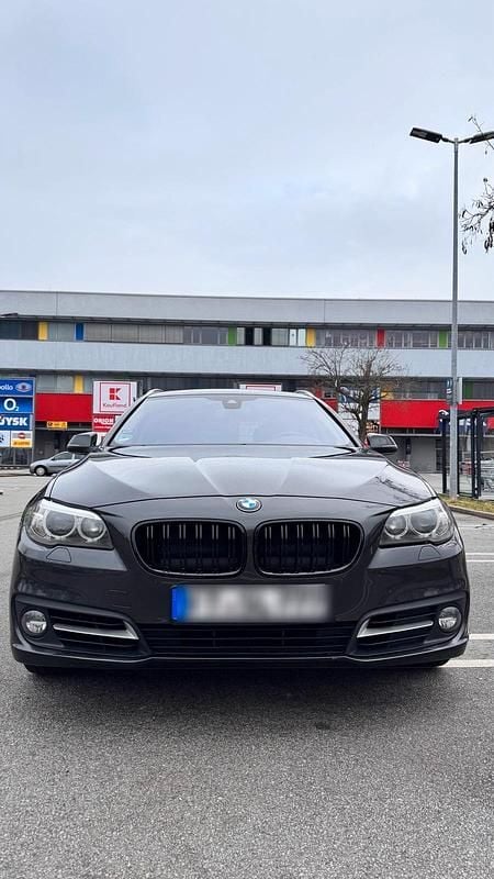 Grau Gebraucht 2015 BMW 535 Kombi | 11.000 € (Superpreis) - Bild 1/4