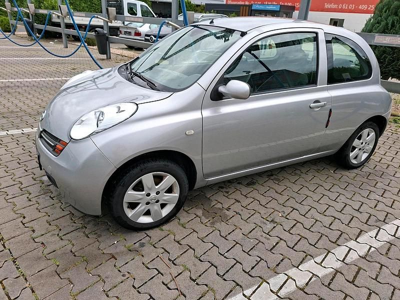 Silber Gebraucht 2003 Nissan Micra Kleinwagen | 3.180 € (Teuer) - Bild 1/4