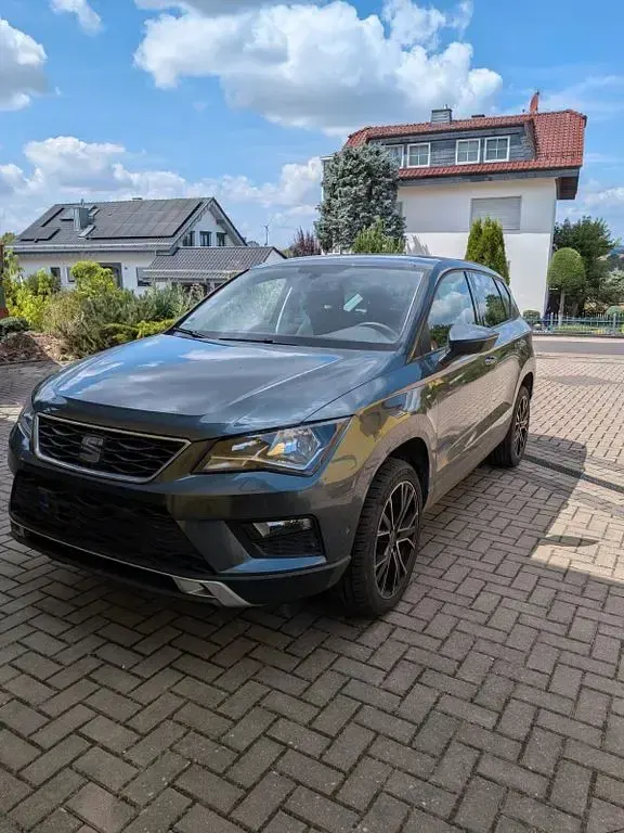 Gebraucht Seat Ateca Style 150 PS (110 kW) 2019 Grau SUV