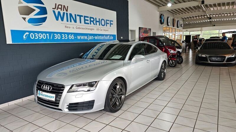 Silber Gebraucht 2011 Audi A7 Sportback Sport Kleinwagen | 13.999 € (Guter Preis) - Bild 1/4