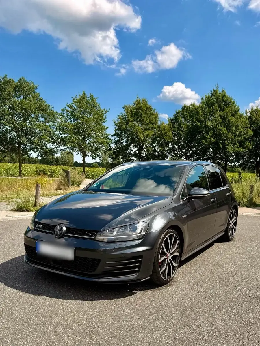 Gebraucht VW Golf VII GTD 184 PS (135 kW) 2014 Grau Limousine