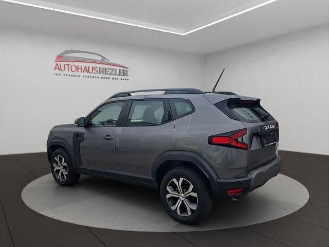 Neu Dacia Duster 131 PS (96 kW) 2025 Grau SUV