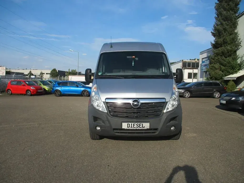 Gebraucht Opel Movano 163 PS (119 kW) 2016 Silber Van / Kleinbus