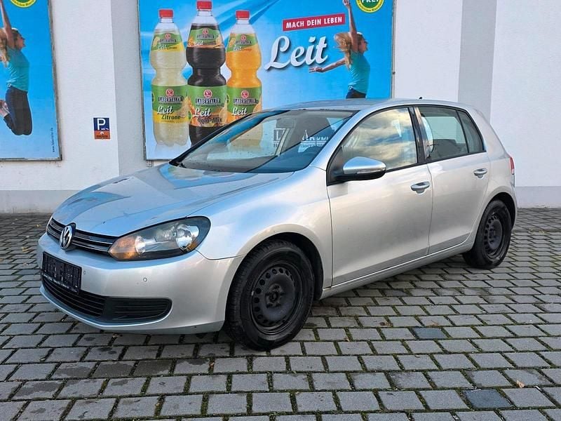 Silber Gebraucht 2010 VW Golf VI Kleinwagen | 2.850 € (Superpreis) - Bild 1/4