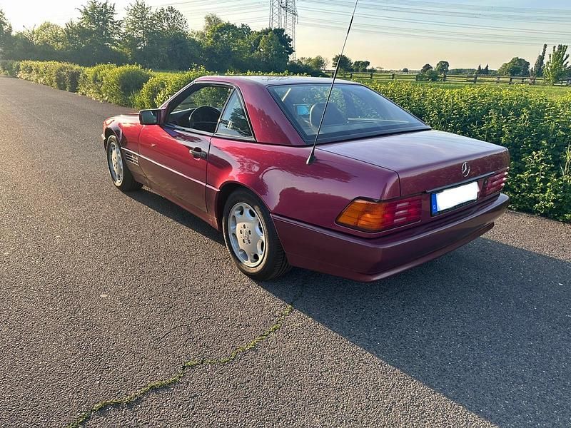 Gebraucht Mercedes SL320 231 PS (169 kW) 1994 Andere farben Cabrio